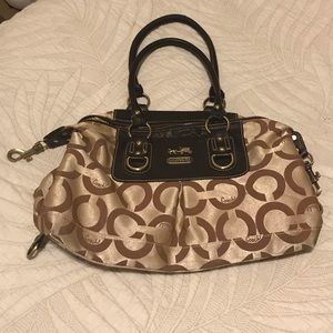 Coach Madison Sabrina